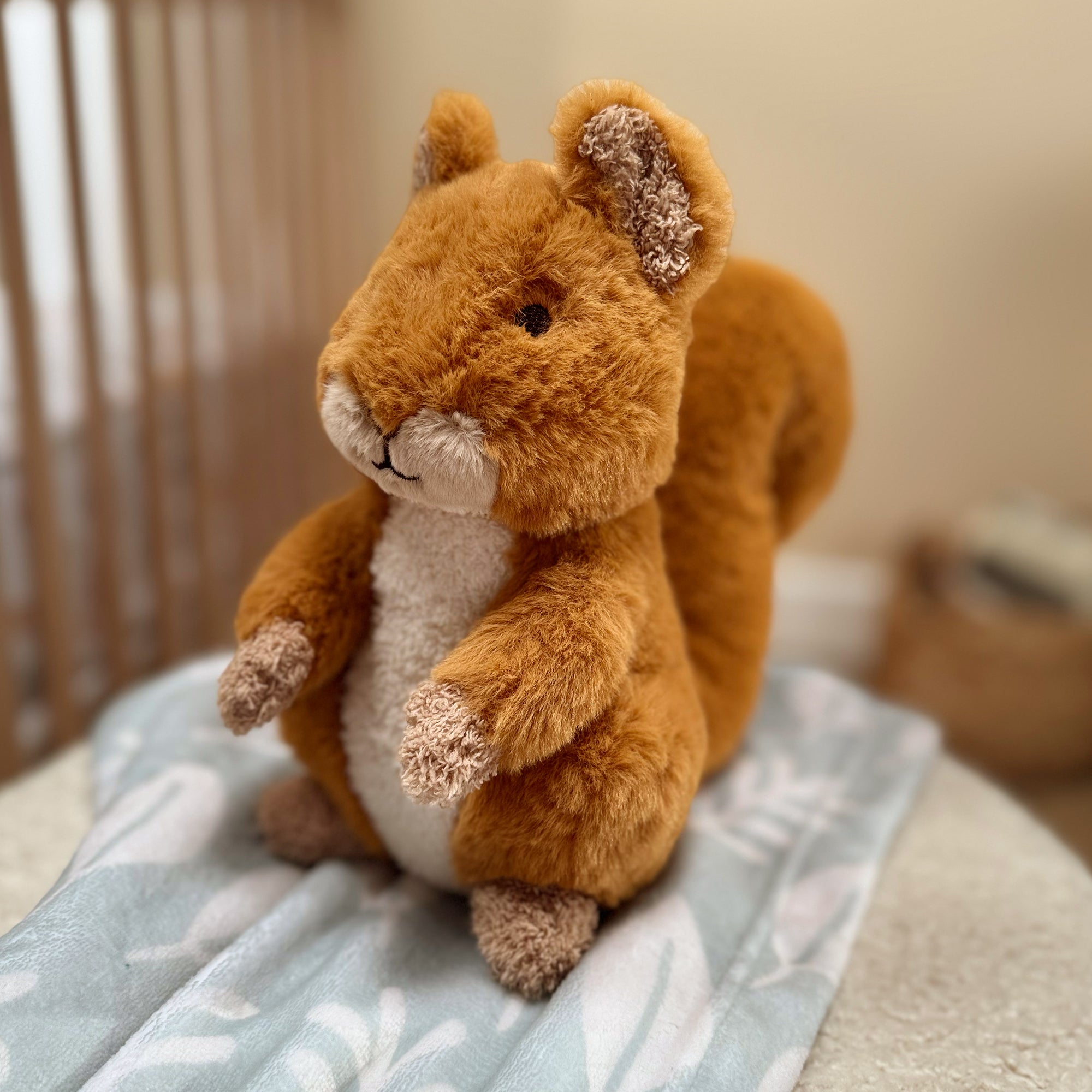 Peluche écureuil châtaigne